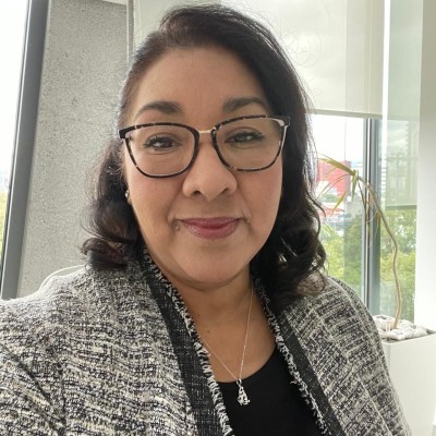 Ma. Elena Padilla F.